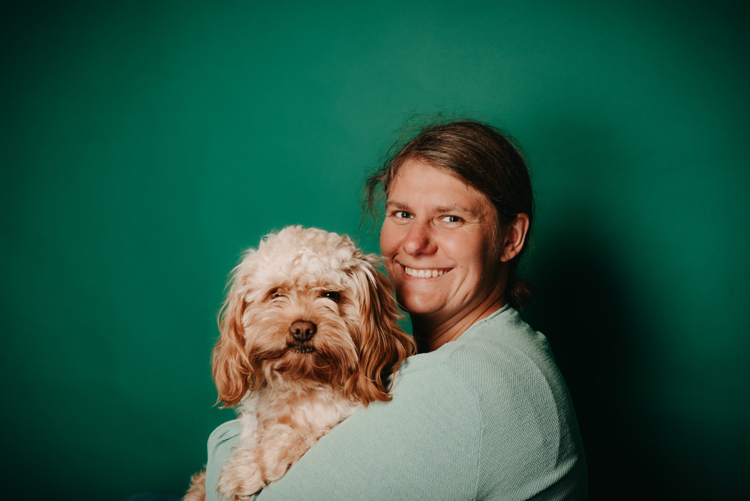 Titelgrafik, ich mit meiner Hündin Momo